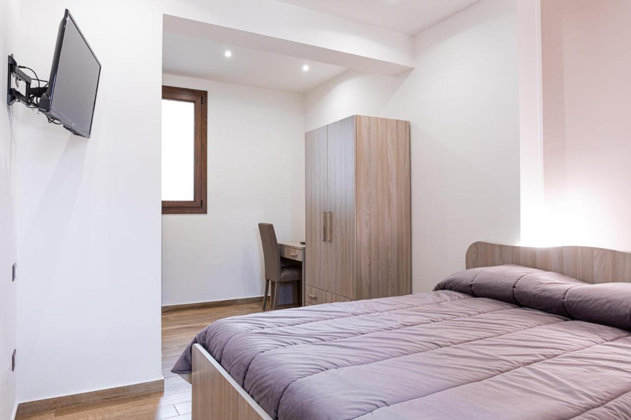 Casa Vacanze Del Corso Bagheria Bagian luar foto